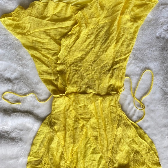 Dress size M - Picture 2 of 3